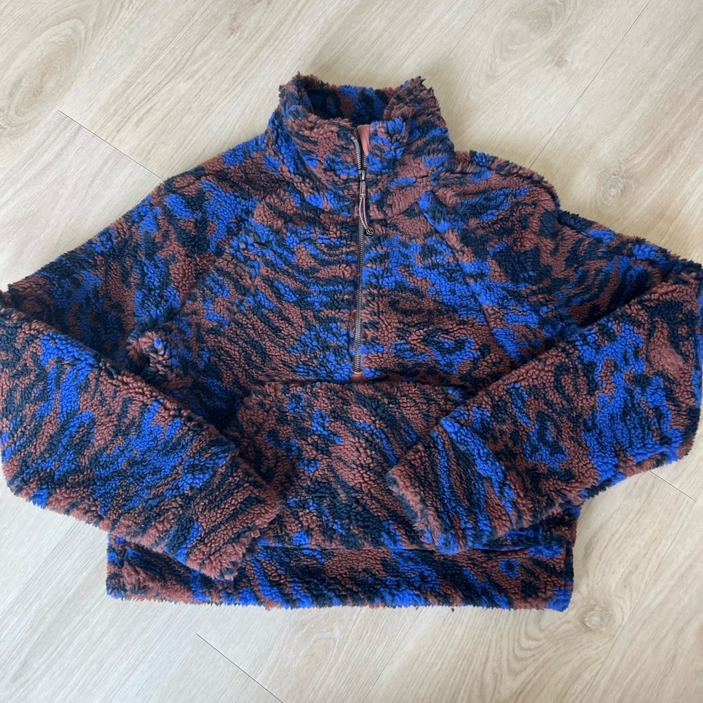 Lululemon Sherpa Half-Zip Pullover in Blue and Brown